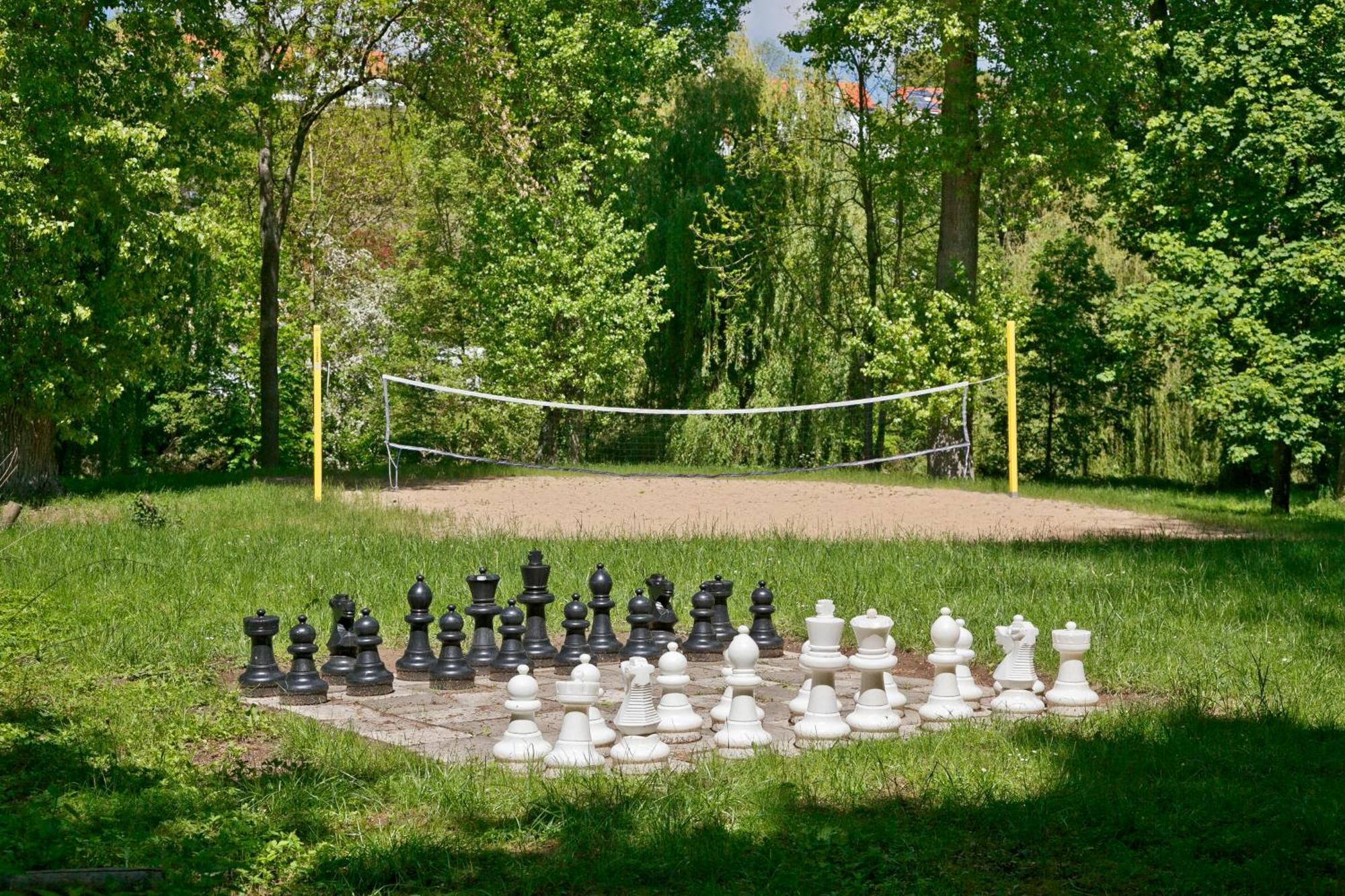 Knaus Campingpark Frickenhausen Фрикенхаузен на Майн Екстериор снимка